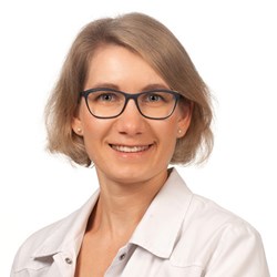 Apothekerin Jana Haltof
